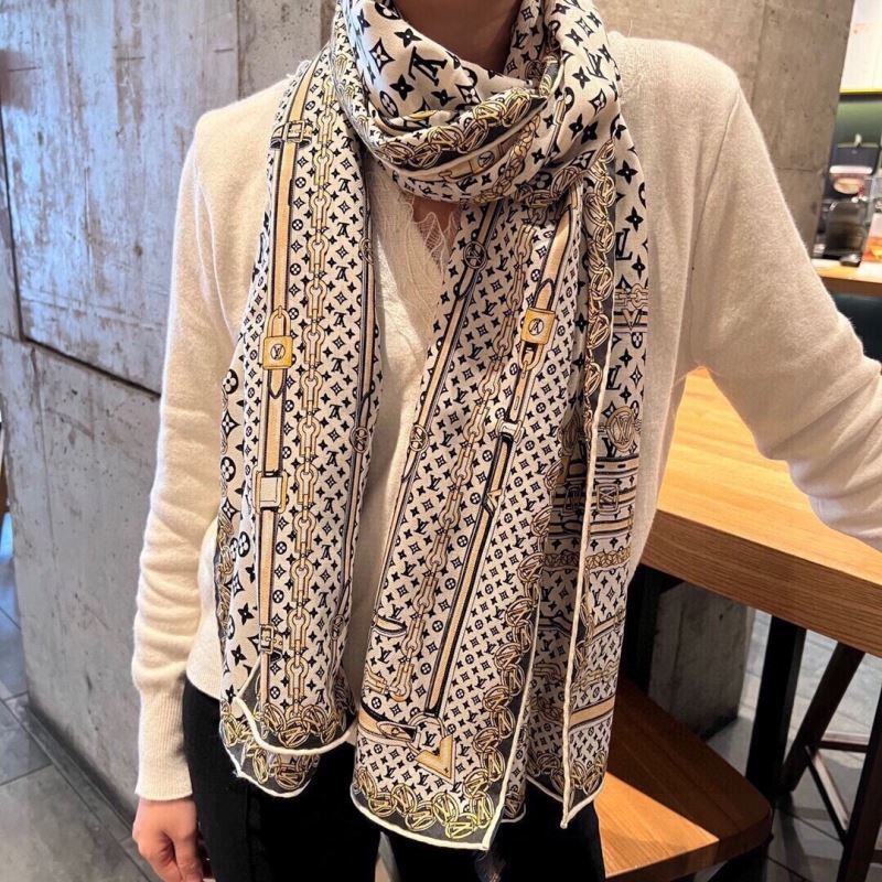 Louis Vuitton Scarf